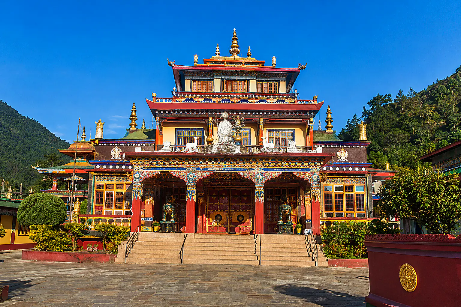 Kharbandi Monastery above Phuentsholing